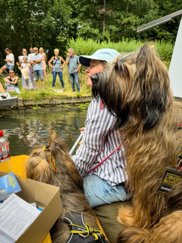 Fotor&uuml;ckblick: 51. L&uuml;bbenauer Kahnkorso 2025 