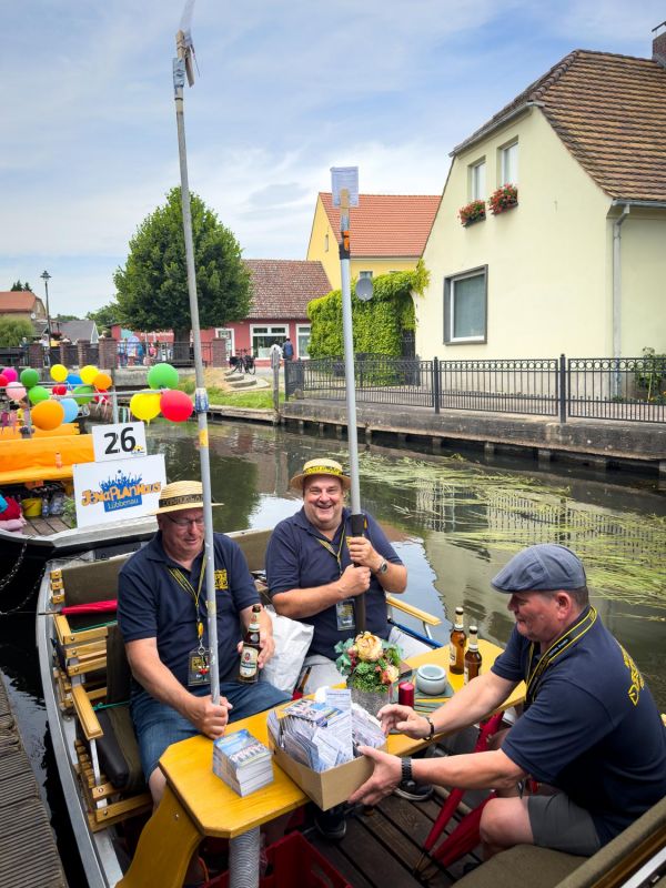 Fotor&uuml;ckblick: 51. L&uuml;bbenauer Kahnkorso 2025 