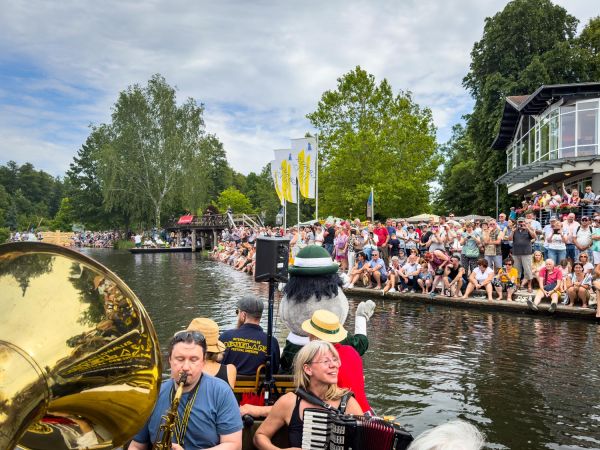 Fotorückblick: 51. Lübbenauer Kahnkorso 2025 